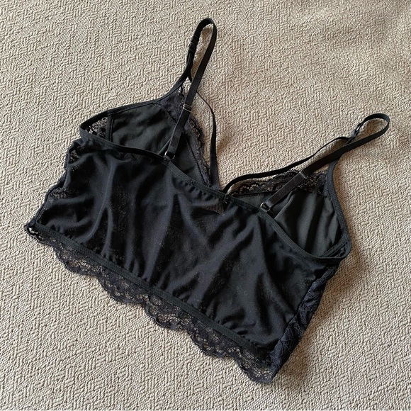 LIKE NEW Lace Bralette - Picture 3 of 3